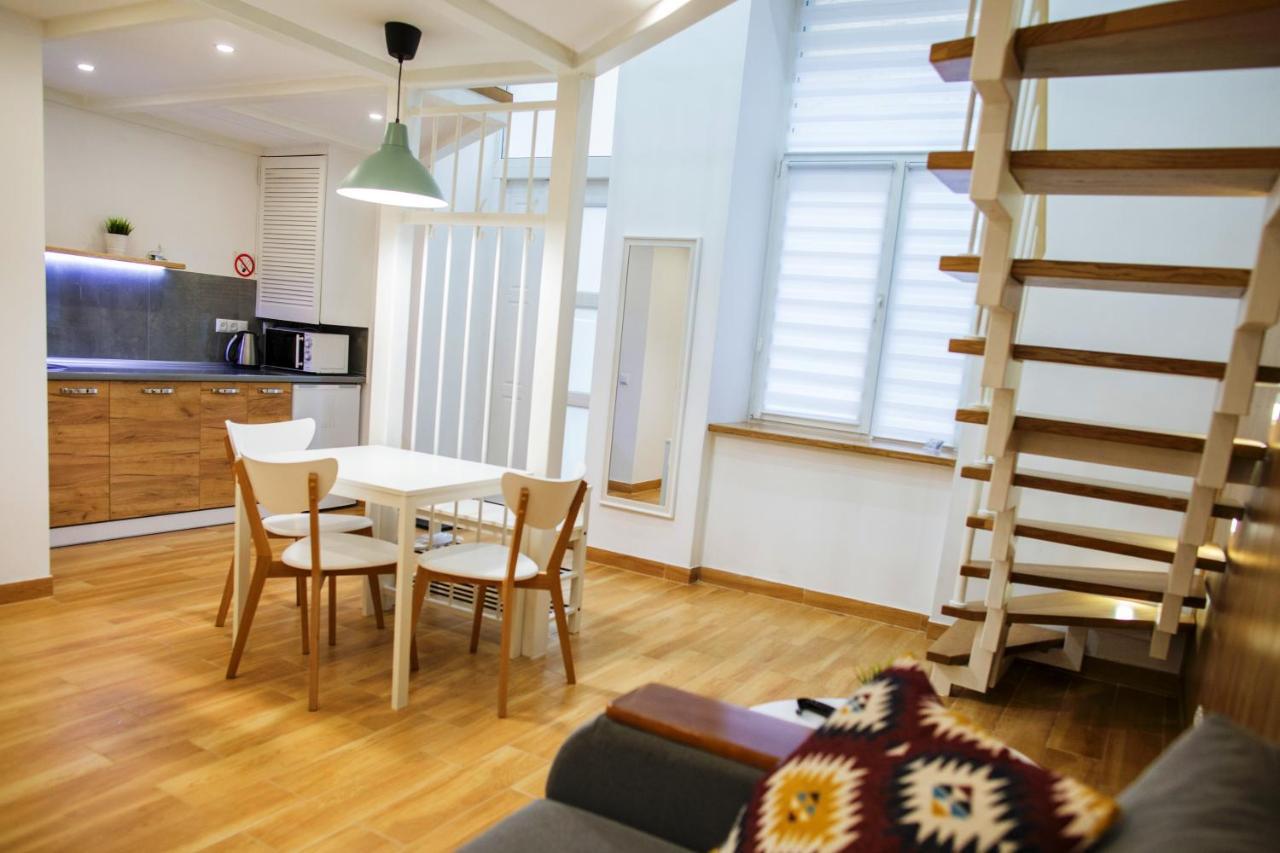 Smart City Apartament 利沃夫 外观 照片